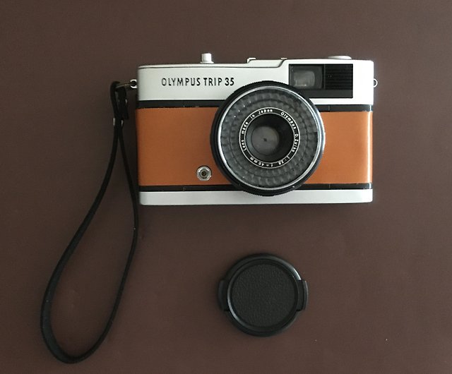 Olympus TRIP 35 Film Camera with caramel color genuine leather 
