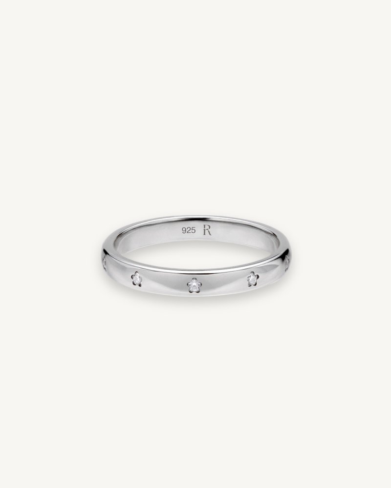 Flora Ring │ 小花戒指 輕珠寶 純銀戒指 尾戒 送禮【快速出貨】 - 戒指 - 純銀 銀色