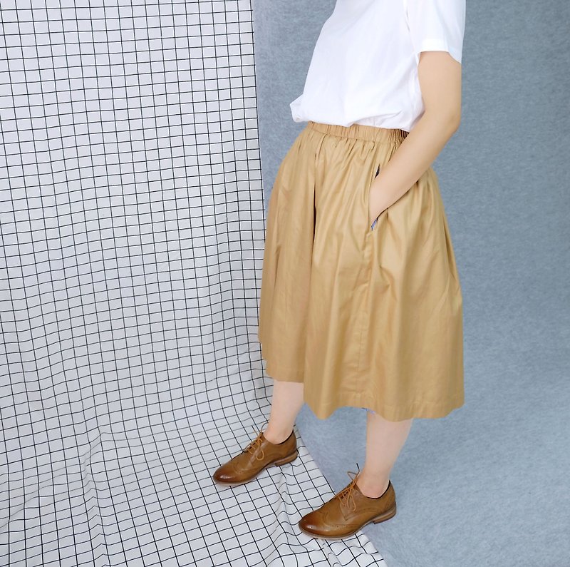 hikidashi double-sided wear round skirt - khaki - กระโปรง - ผ้าฝ้าย/ผ้าลินิน สีกากี