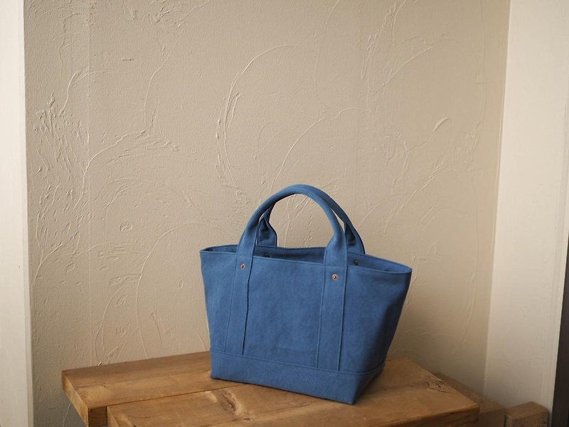 With a lid only Tote M deep blue - Handbags & Totes - Cotton & Hemp Blue
