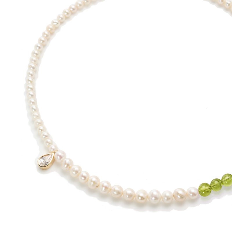 Graine Peridot Pearl Necklace - สร้อยคอ - ไข่มุก สีทอง