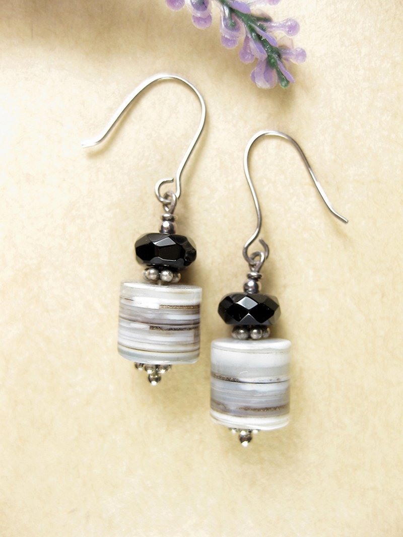 [Spring is coming] Sterling Silver Design Earrings Black Onyx + Striped Agate + Silver(Ear Hooks)/Changeable Clip-On - Earrings & Clip-ons - Other Materials Gray