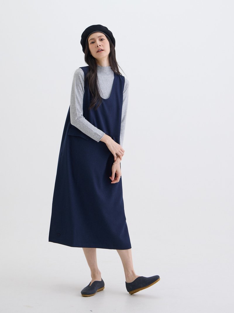 未寄情書U領蓋袋洋裝-藏青 - 洋裝/連身裙 - 聚酯纖維 藍色