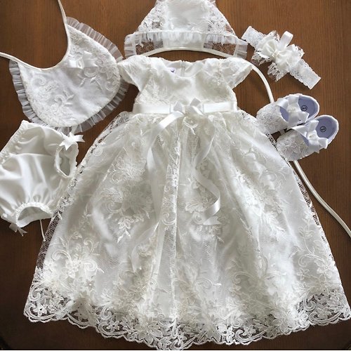 V.I.Angel Ivory clothing set for baby girl: dress, bonnet, headband, bib, panties, shoes.