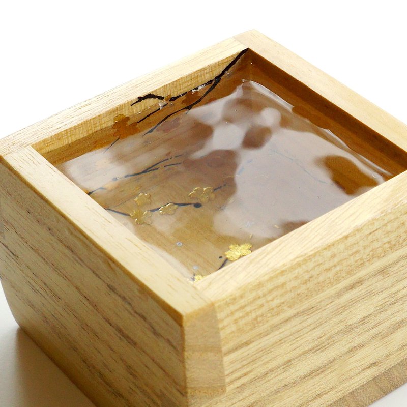 Paulownia Sake Masu HAKUMASUMASU / Sakura (Cherry Blossoms) - Items for Display - Wood Gold