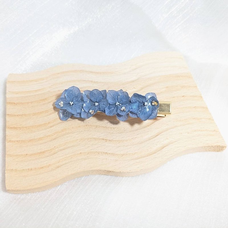 | Customized | Denim blue eternal hydrangea hair clip - Hair Accessories - Plants & Flowers Blue