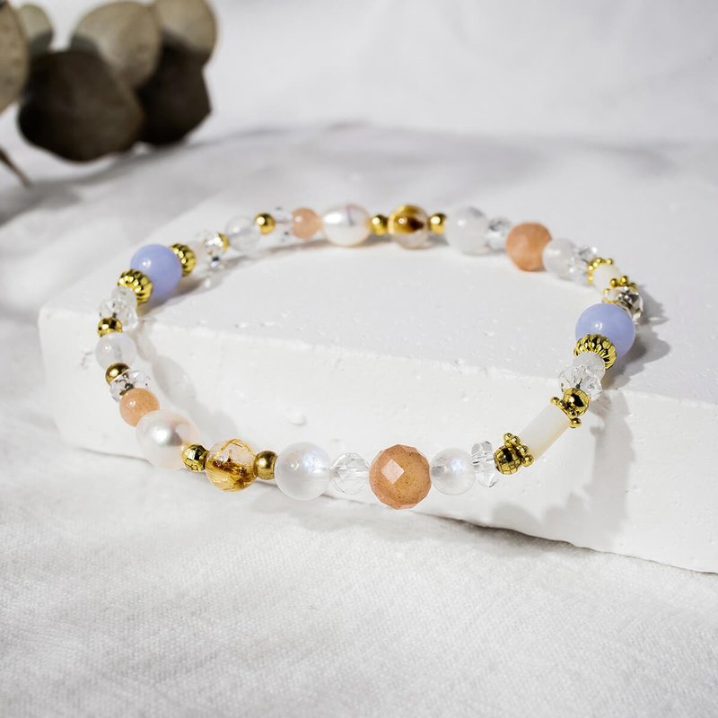 Picnic by the River | A82 Aquamarine Moonstone Pearl White Crystal Bracelet - สร้อยข้อมือ - เครื่องเพชรพลอย สีน้ำเงิน