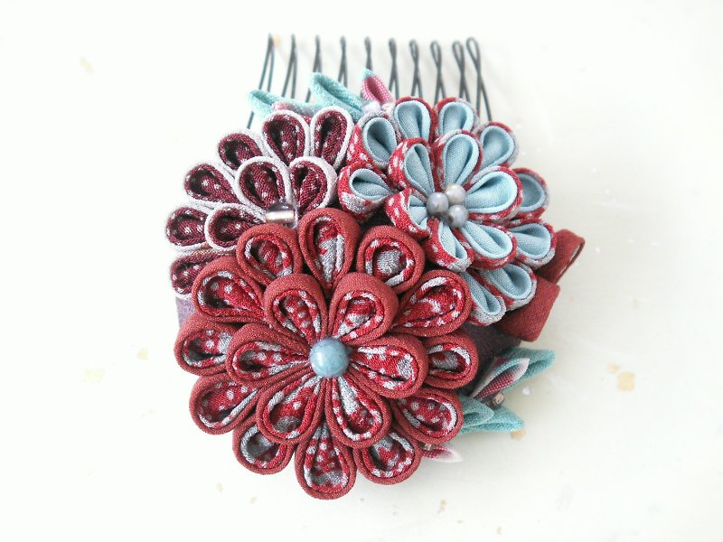 【New color】 chic and stylish hair ornament made with knob wrapping old cloth 【brown · light blue】 - เครื่องประดับผม - ผ้าไหม สีน้ำเงิน