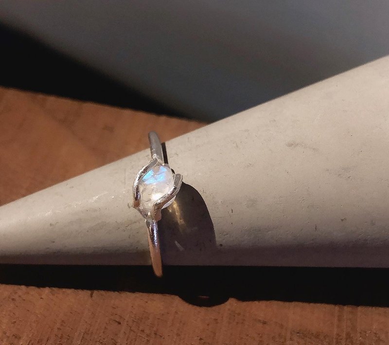 Pebble Moonstone - Sterling Silver Ring. Handmade - General Rings - Sterling Silver Silver