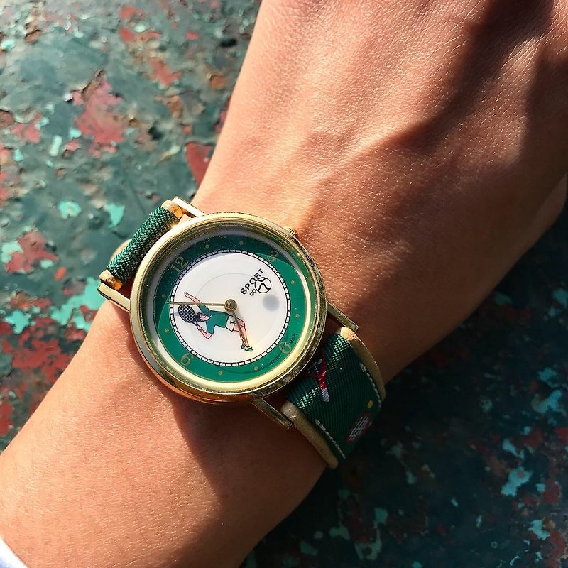 [Lost and find] Old children's fun sports tennis watch - Women's Watches - Other Metals Multicolor