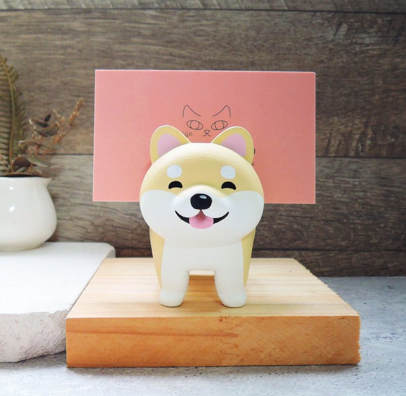 笑瞇瞇柴犬名片架 手機架 手工木製療癒小木雕 公仔 擺飾 - 名片架/名片座 - 木頭 咖啡色
