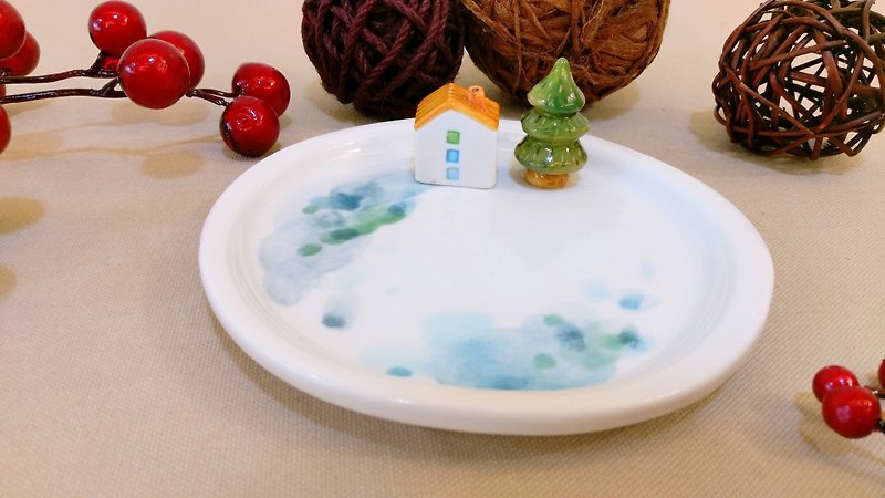 Sweet Home underglaze painted sweetheart hand-made plate dessert plate jewelry disc 4 - จานเล็ก - เครื่องลายคราม หลากหลายสี