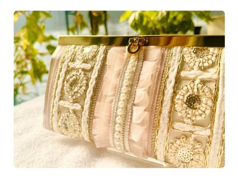 ─ 可愛，恰到好處 ─ 獻給輕熟女的長夾 113 - 銀包 - 棉．麻 白色