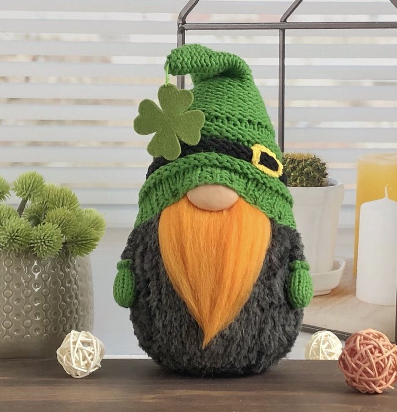 St Patricks gnome, Spring home decor - ตุ๊กตา - ขนแกะ สีเขียว