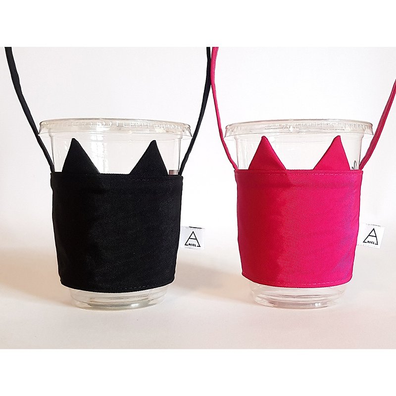 Ariel's wonderland/environmentally friendly drink cup bag/strawberry cat - ถุงใส่กระติกนำ้ - ผ้าฝ้าย/ผ้าลินิน สีแดง