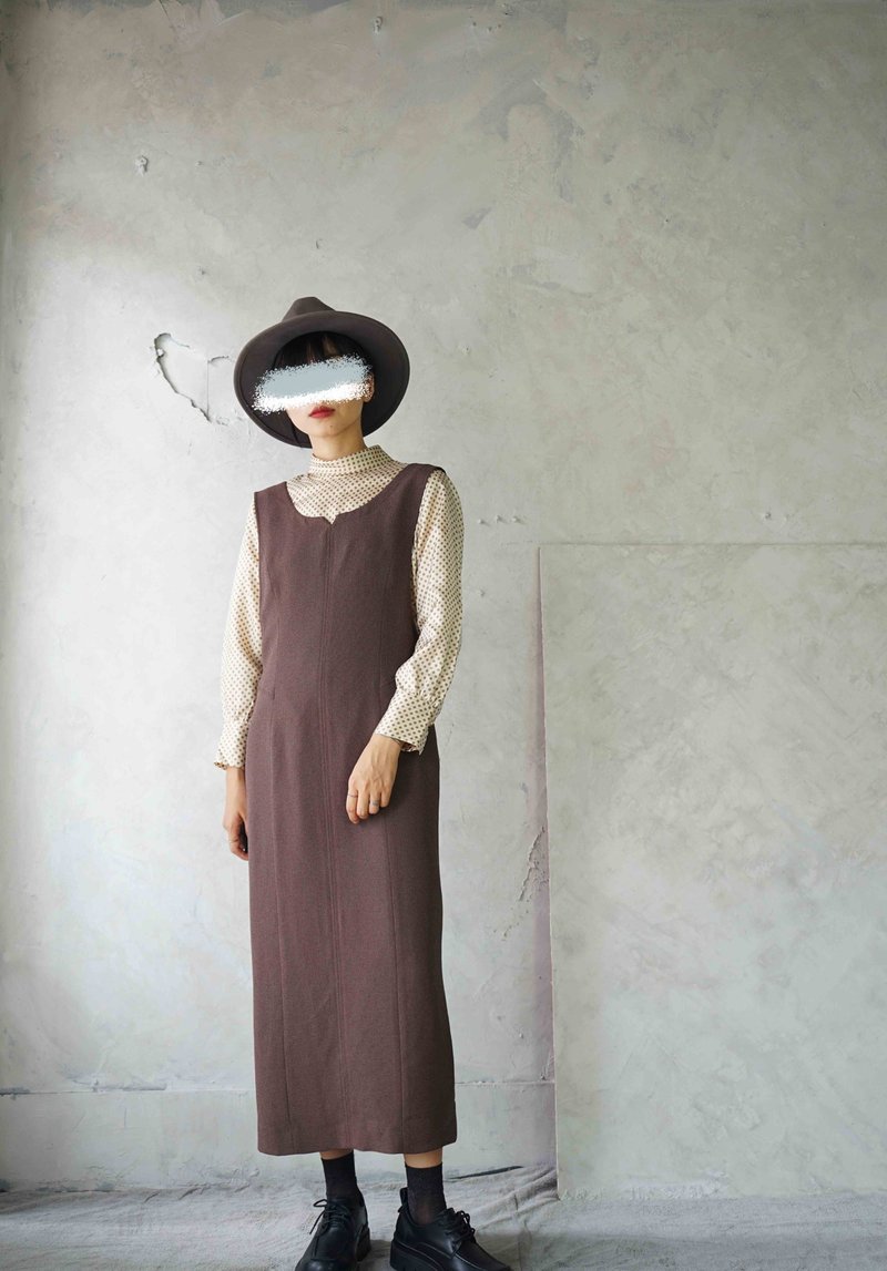 Treasure Hunt Vintage Clothes - Artistic Girl Dark Brown Slim-fitting Suspender Long Skirt Dress - กระโปรง - เส้นใยสังเคราะห์ สีนำ้ตาล