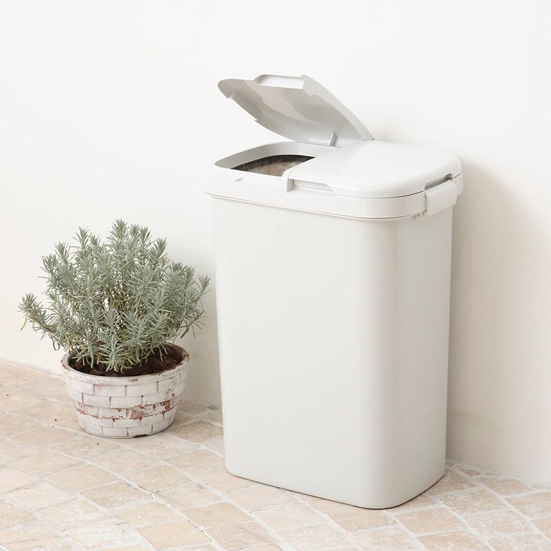 Japan RISU (H&H series) two-category waterproof trash can 50L - ถังขยะ - พลาสติก 