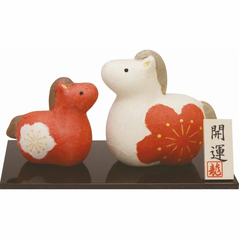 馬年和紙手作擺飾－紅白親子福丸午 - 擺飾/家飾品 - 陶 