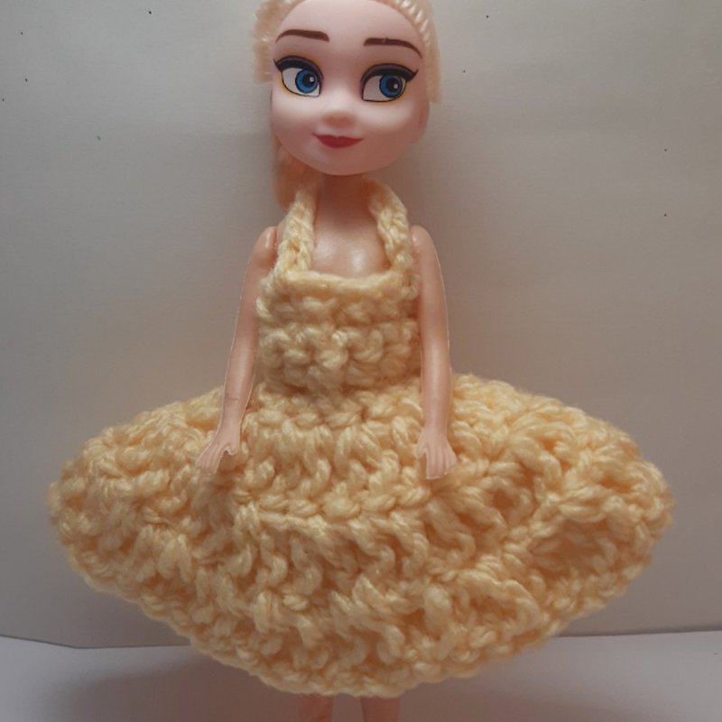 Yellow Crochet Doll Dress, small, cute, suitable as a gift or collectible - 玩偶/公仔 - 其他材質 黃色