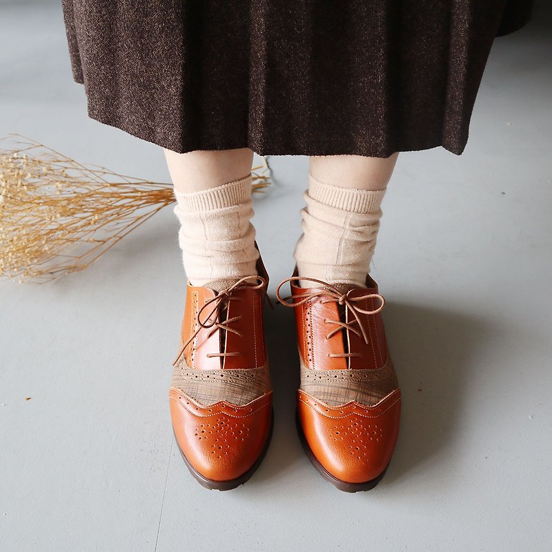 [Moon Shadow] Vintage Carved Oxford Shoes - Orange Brown Plaid