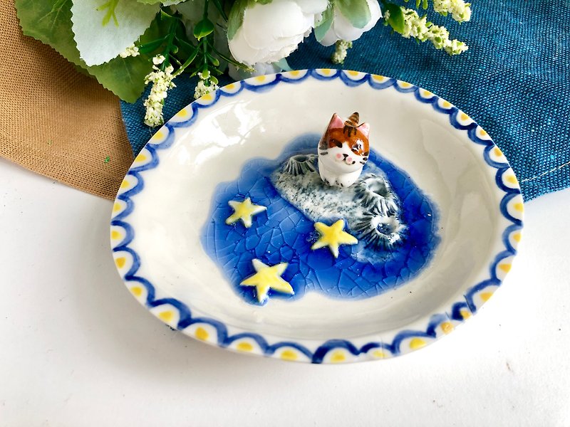 Starry Starry space- Handmake Ceramic Jewellery plate - ของวางตกแต่ง - เครื่องลายคราม สีน้ำเงิน