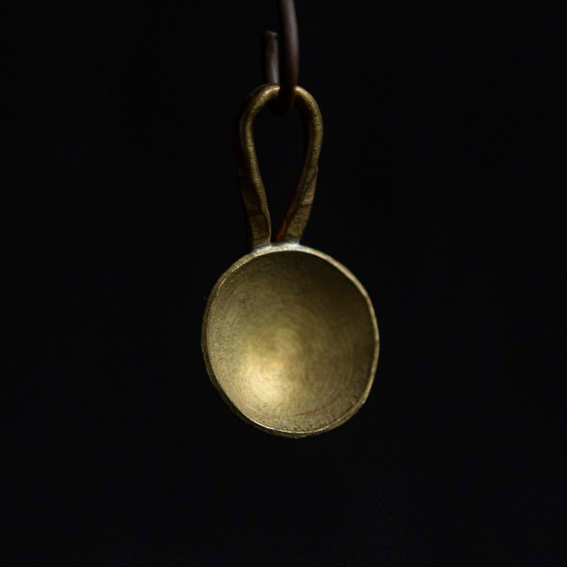 Tanaka _ bronze Bronze shallow circular spoon B01 - ช้อนส้อม - ทองแดงทองเหลือง สีทอง