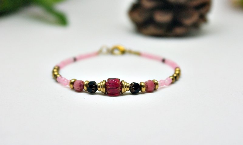 Natural stone _ x Bronze coin bracelet pink rose quartz Czech # # # # agate - Bracelets - Gemstone Pink