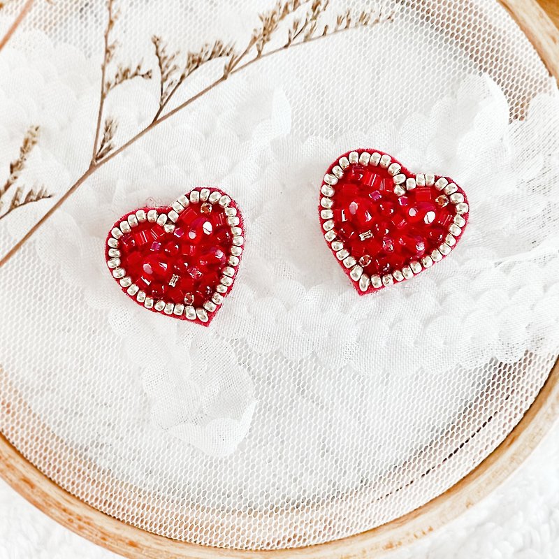 Red love heart to heart l hand embroidered earrings ring - Earrings & Clip-ons - Pearl Red