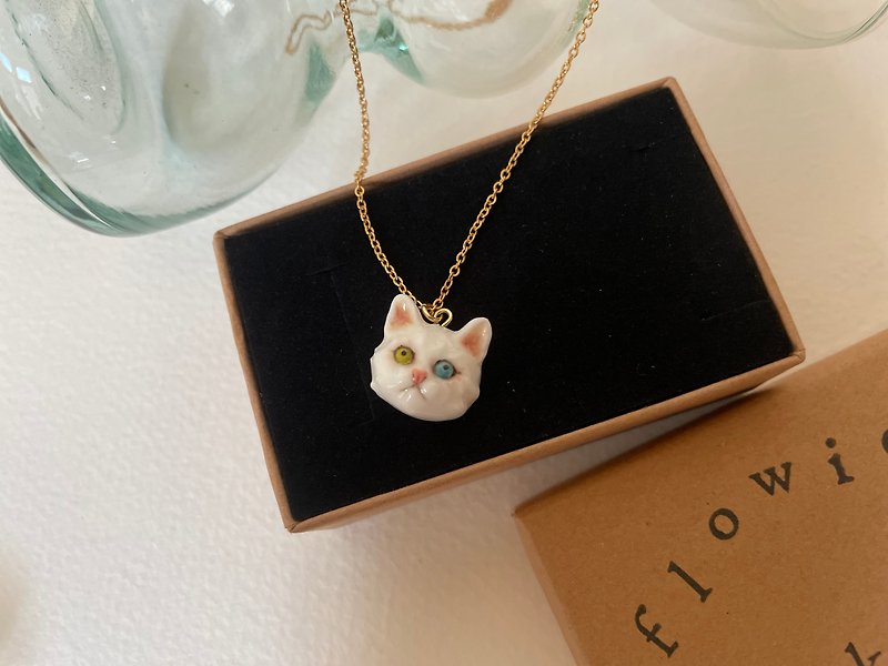 Persian odd eye cat Porcelain Pendant Necklace/ Hand painted/ Unique Gift - Necklaces - Porcelain White