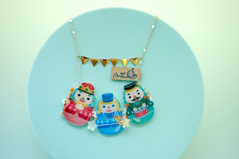 Nutcracker Russian Doll Necklace - สร้อยคอ - พลาสติก 