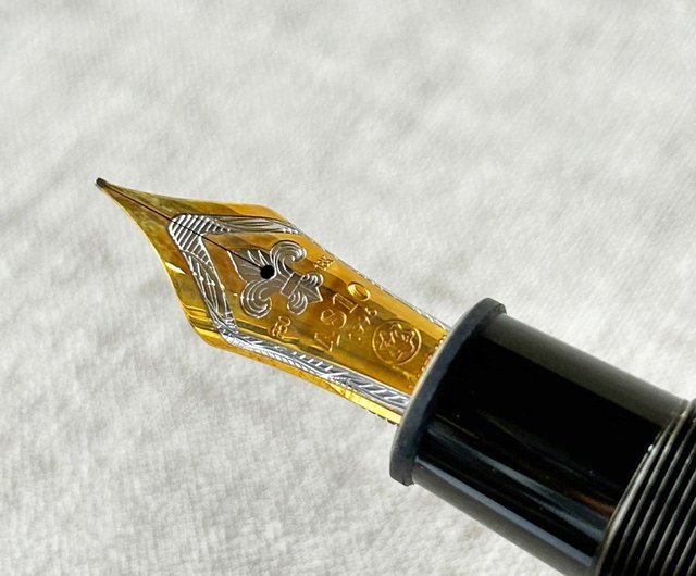 MONTBLANC モンブラン文学記念 限定万年筆│アレクサンドル・デュマ作 No.12836/1996 - ショップ REWENTUNG 万年筆 -  Pinkoi