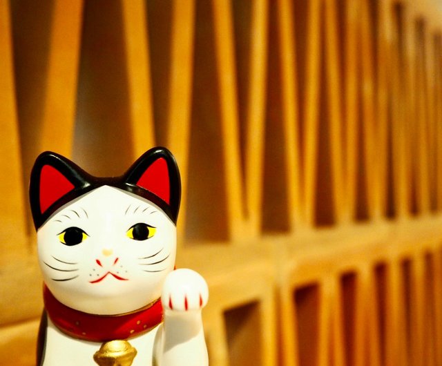 顔が美しい　ヴィンテージ招き猫　白 顔が美しい ヴィンテージ招き猫 白
