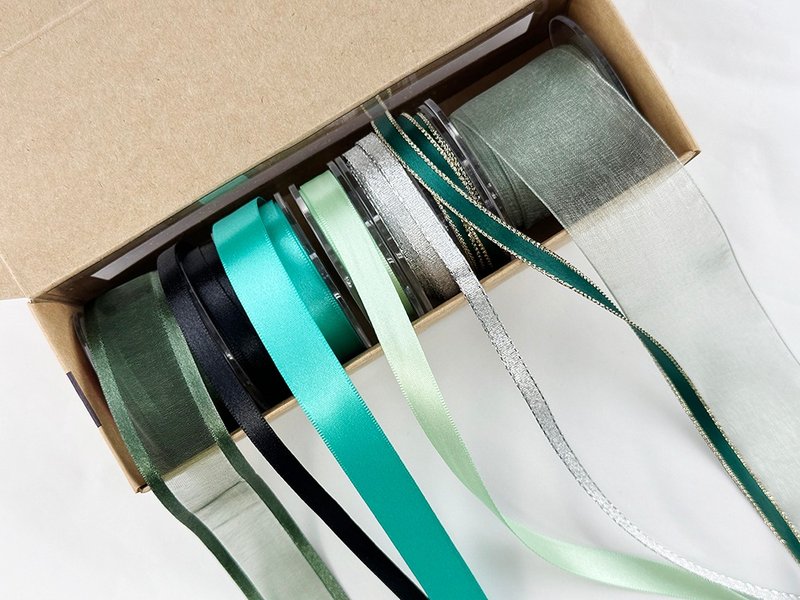 迷霧森林 緞帶禮盒/7入_送燙金收納紙盒 - 包裝材料/包裝紙 - 聚酯纖維 多色