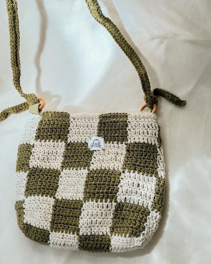 Matcha biscuits [checkered handwoven bag] - กระเป๋าแมสเซนเจอร์ - ผ้าฝ้าย/ผ้าลินิน สีเขียว