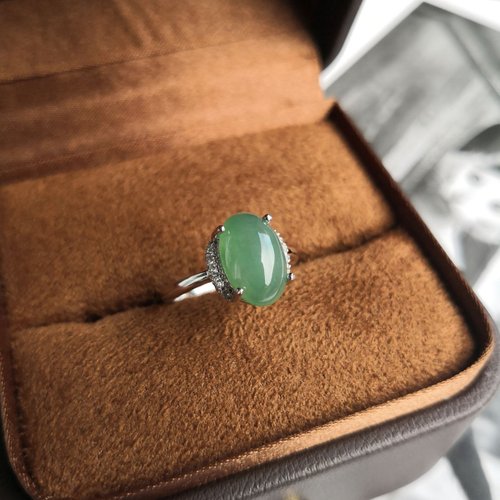 NOW jewelry 天然A貨緬甸翡翠 玉 水潤青椒色 溫潤柔和 沉穩光澤 翡翠 戒指