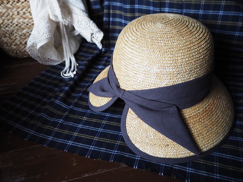 straw hat half curved back  with dark grey ribbon - 帽子 - 其他材質 卡其色