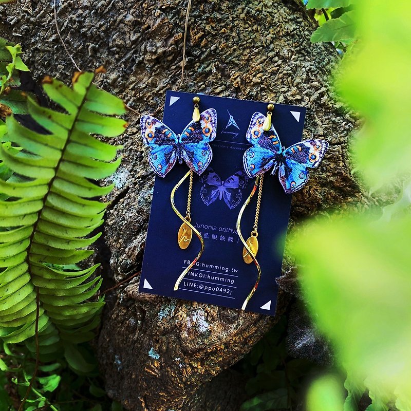 humming- Junonia Orithya /Butterfly/Embroidery earrings - ต่างหู - งานปัก หลากหลายสี