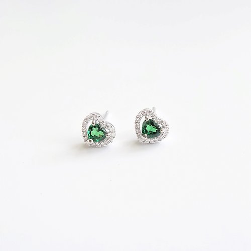 Joyce Wu Handmade Jewelry 天然沙弗萊石 心形切割 鑲鑽 純 18K 白金耳環 - 祖母綠色系