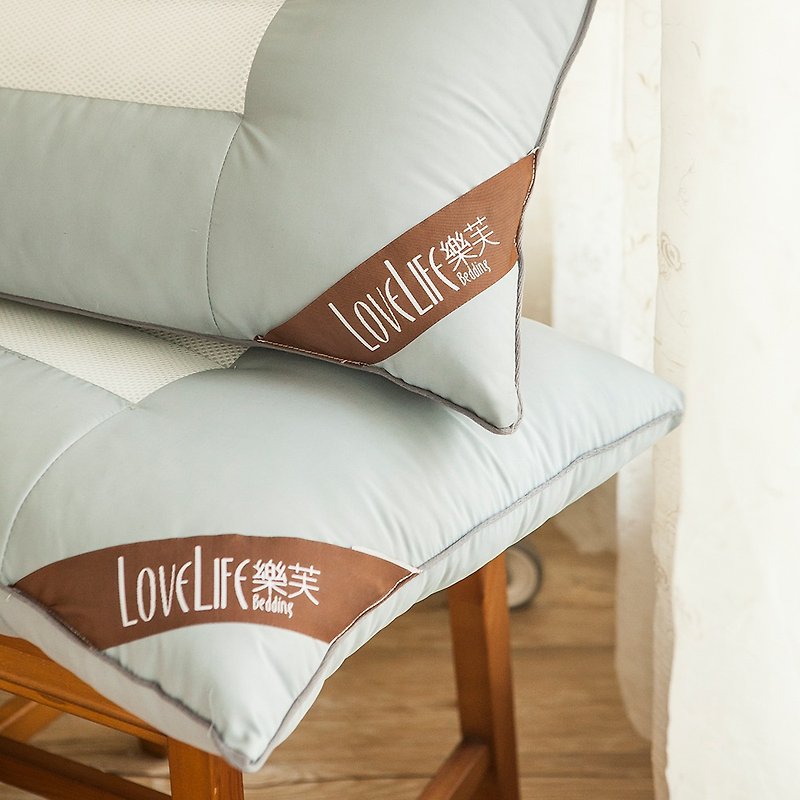 【Loving Home Shop】Love 3D 通気性いびき防止枕 (グループで 2 つ) 3D 通気性メッシュ 人間工学に基づいたサポート - 枕・クッション - その他の素材 ホワイト