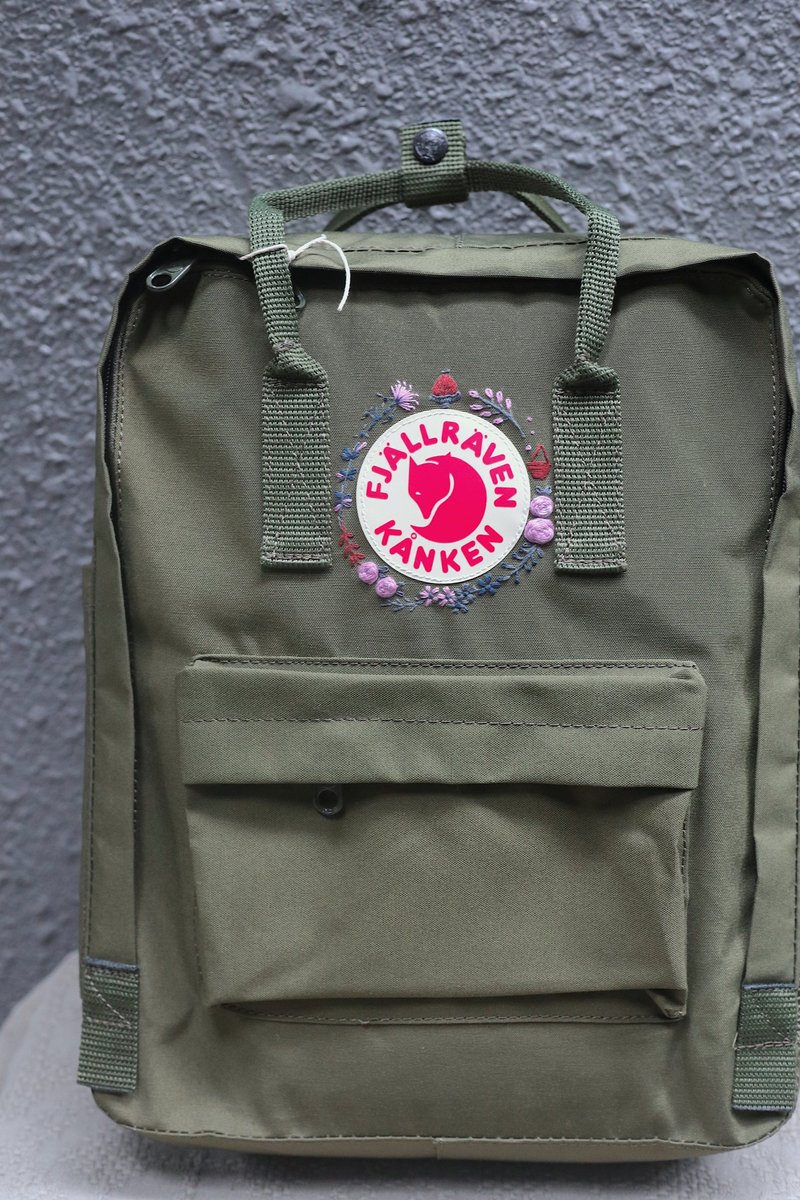 Forest series pink and purple theme--kanken army green bag--handmade embroidery design custom - กระเป๋าเป้สะพายหลัง - วัสดุกันนำ้ สีเขียว