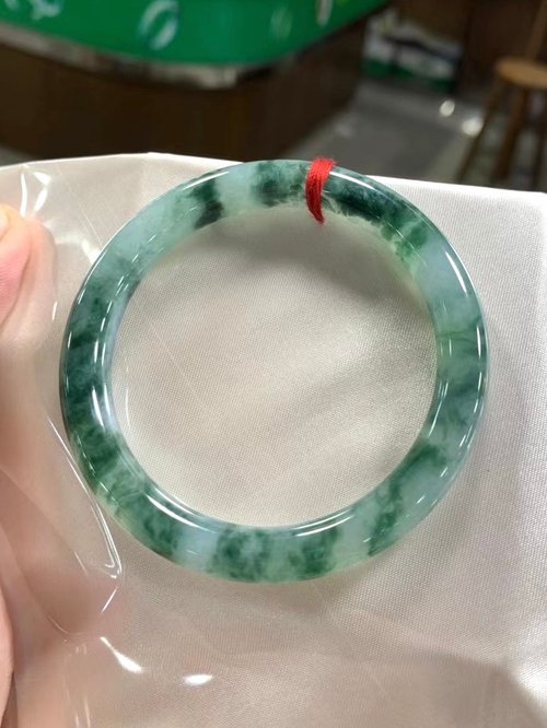 Good Morning Studio 冰種翡翠天然翡翠玉鐲 A玉手鐲 玉鈪 • 冰種飄花翡翠圓鐲
