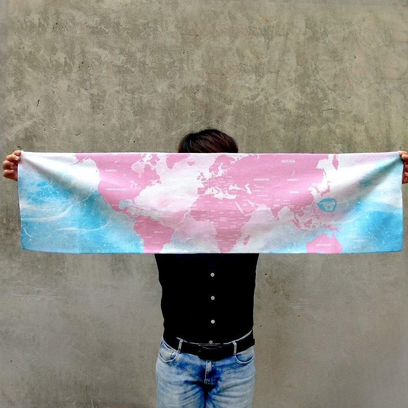 World map sports towel light pink blue gradient - ผ้าขนหนู - วัสดุอื่นๆ สึชมพู