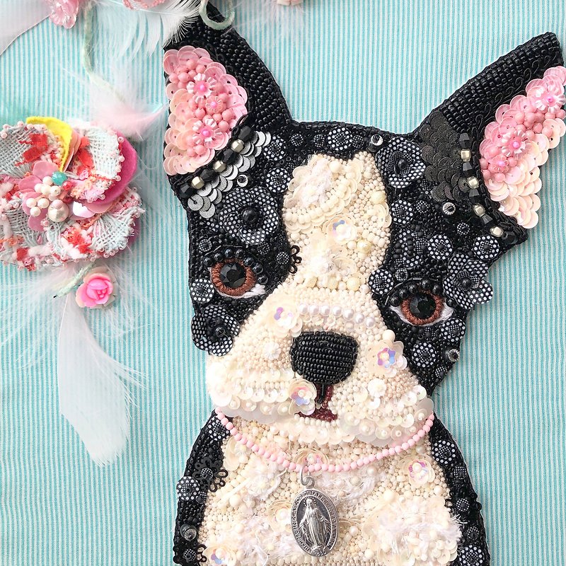 Embroidery Art  Beads Dog  Amuse toi avec moi ! - Wall Décor - Thread Multicolor
