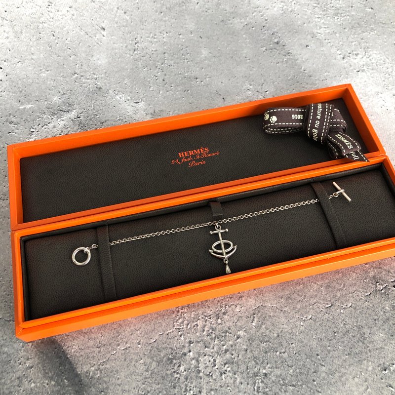 【 日本直送　名牌中古包 】HERMES エルメス ブレスレット シルバー シェーヌダンクル 925 vintage ヴィンテージ オールド 5xaa46 - 手鍊/手環 - 純銀 銀色