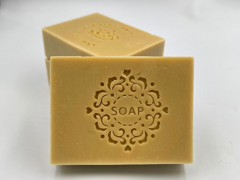 [Caroline Handmade Soap] Winter Honey Silk Protein Beauty Soap
