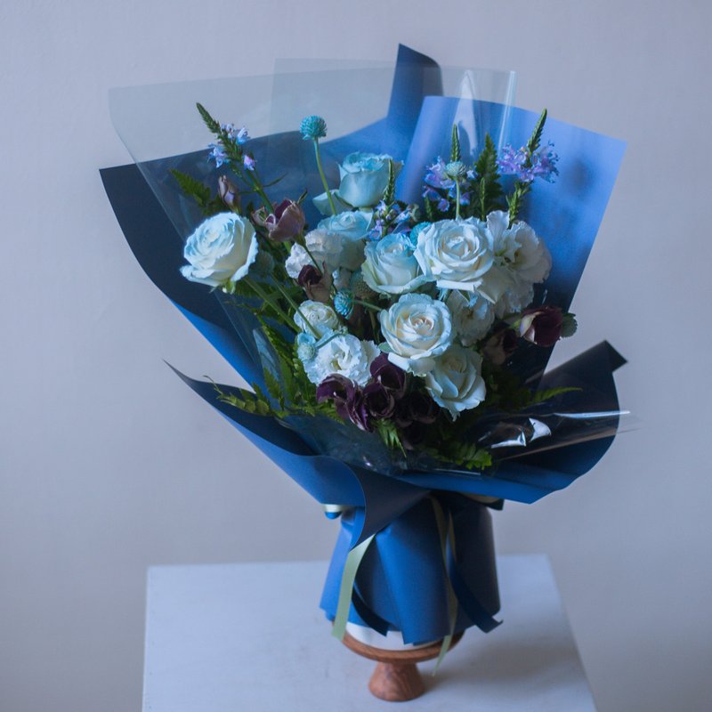 Serenity Blue Rose Bouquet | Flowers | Gifts - ช่อดอกไม้แห้ง - พืช/ดอกไม้ สีน้ำเงิน