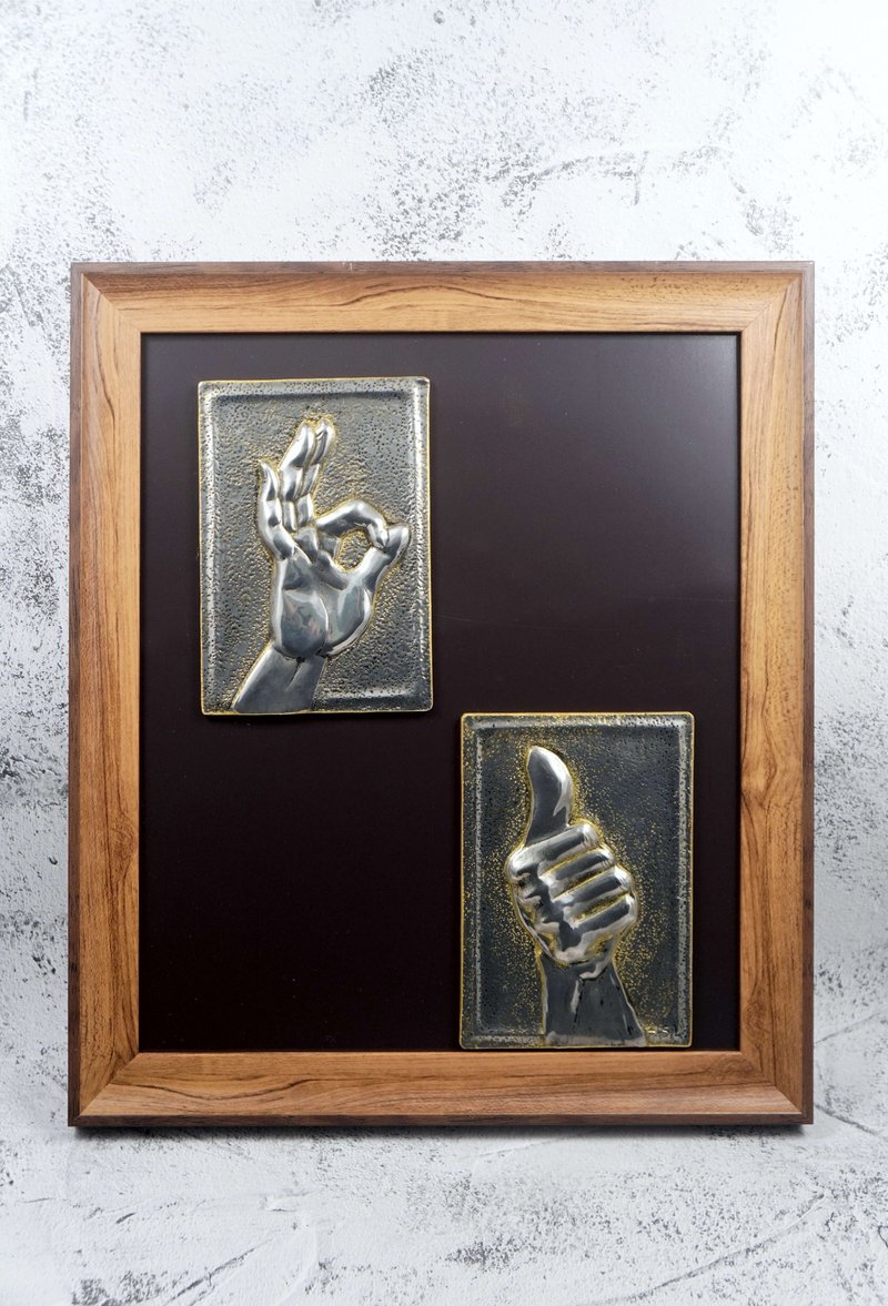 Tin carved sign language modeling magnet-OK like it - Posters - Other Materials 