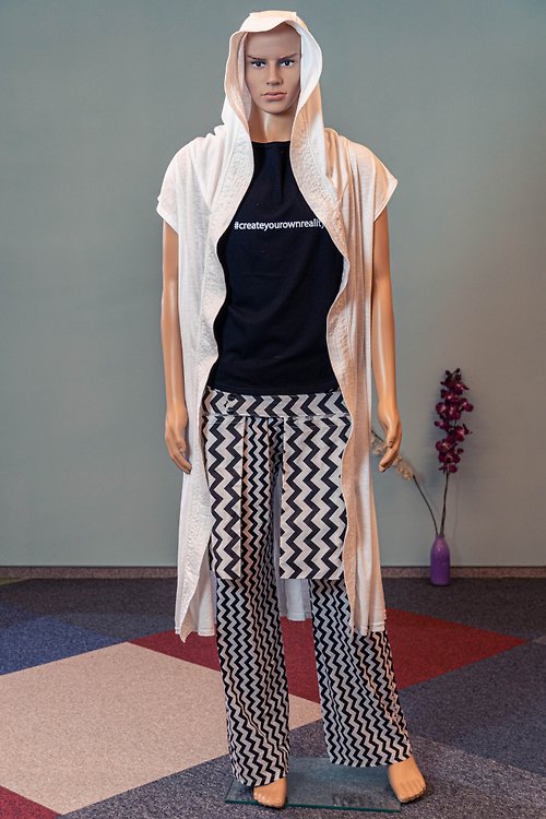 NOTIMETOEXPLAIN Unisex hooded cape / Muslim knit white cape / Sleeveless summer clothes