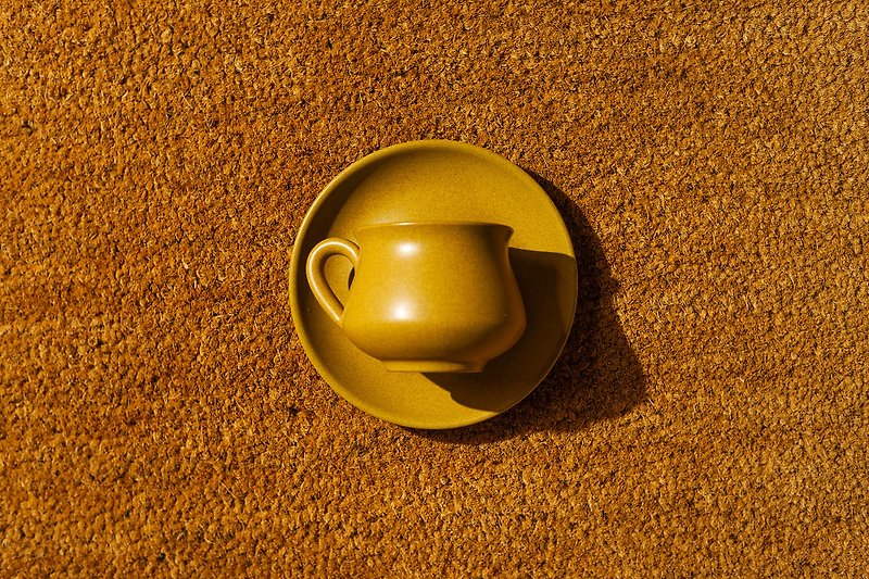 英國製ー黄檗霧釉咖啡杯/茶杯組ー古董老件道具 - 咖啡杯 - 其他材質 金色