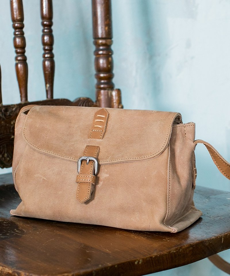 Vintage leather saddle shoulder bag - camel - กระเป๋าแมสเซนเจอร์ - หนังแท้ สีนำ้ตาล